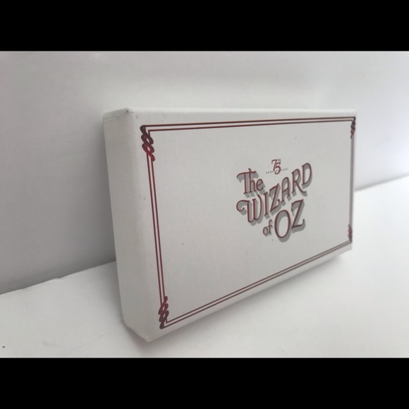 🆕❤️ New Wizard of Oz 3 Pin Anniversary Set - Picture 9 of 10